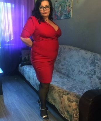 Юлия, 53 года, 5 размер груди